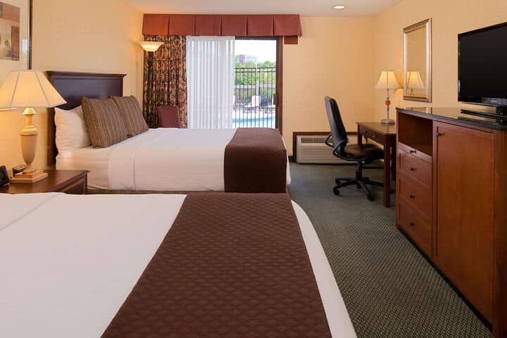 Room 7 of 20