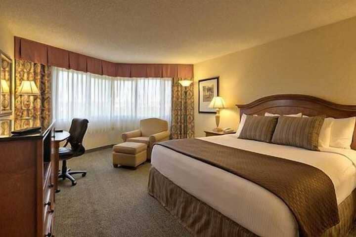 Room 5 of 20